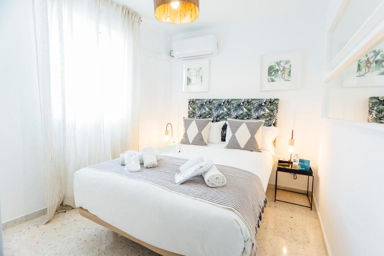 Stunning And Colorful- 4Bd 2Bth- Santa Cruz Leilighet Sevilla Eksteriør bilde